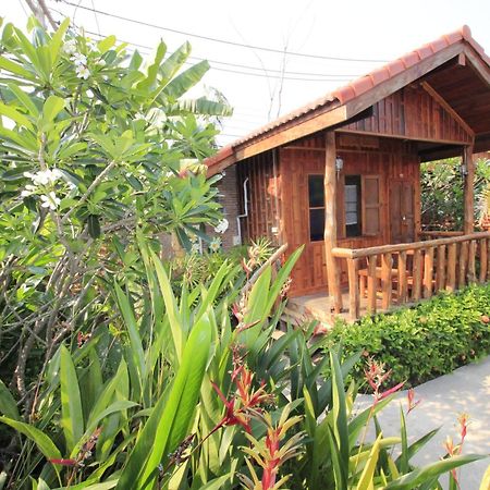 J&J Guesthouse Sukhothai Oda fotoğraf